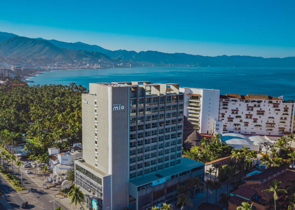 Hotel Mio Vallarta Unique & Different- Adults Only Hotel Mio Vallarta Unique & Different- Adults Only