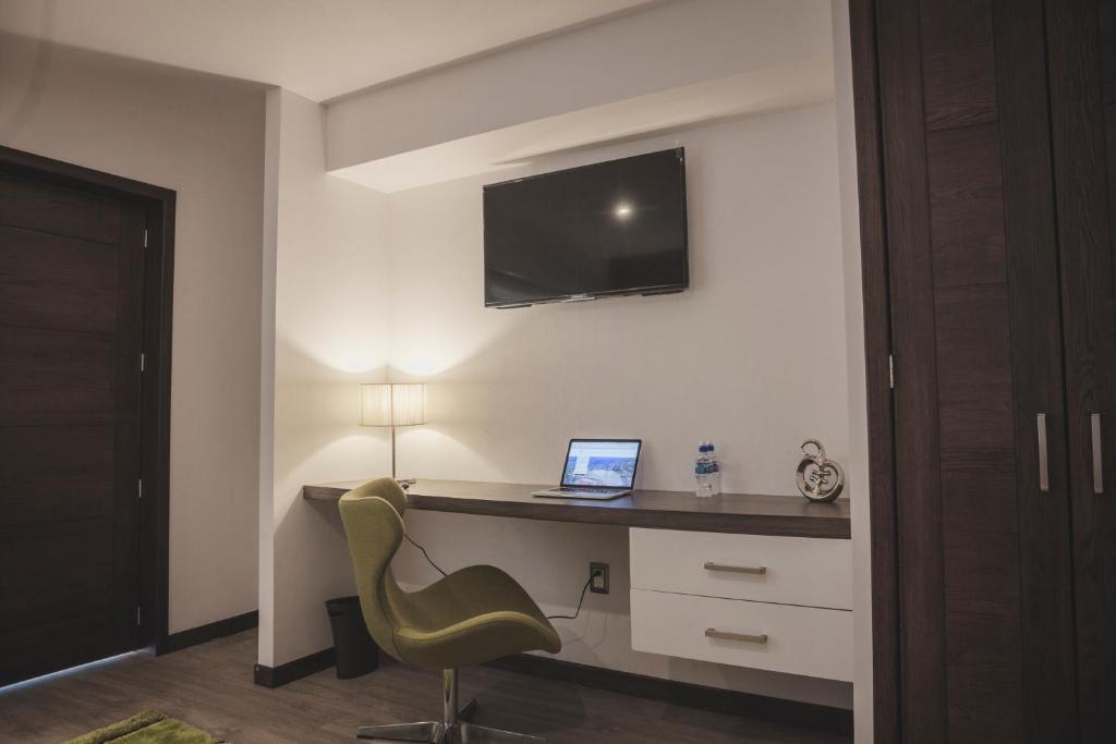 Hotel Platino Expo