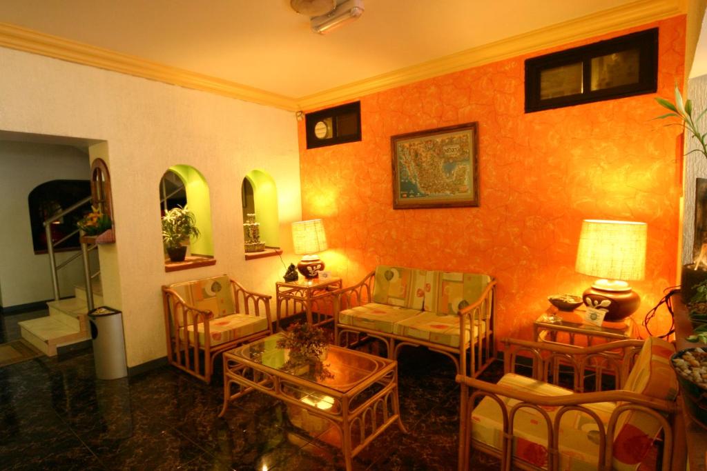 Hotel Plaza Crystal
