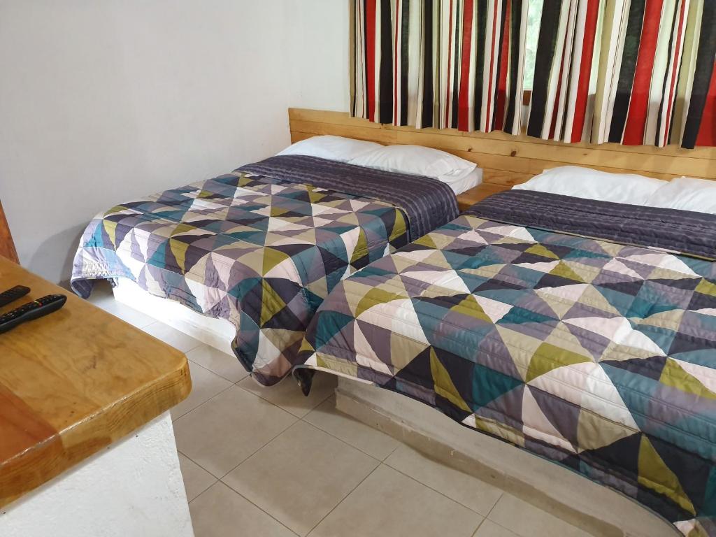 Hotel Rancho Escondido
