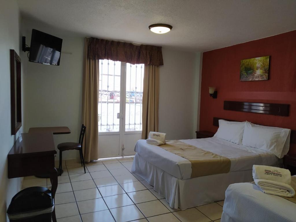 Hotel RENACIMIENTO Hotel RENACIMIENTO
