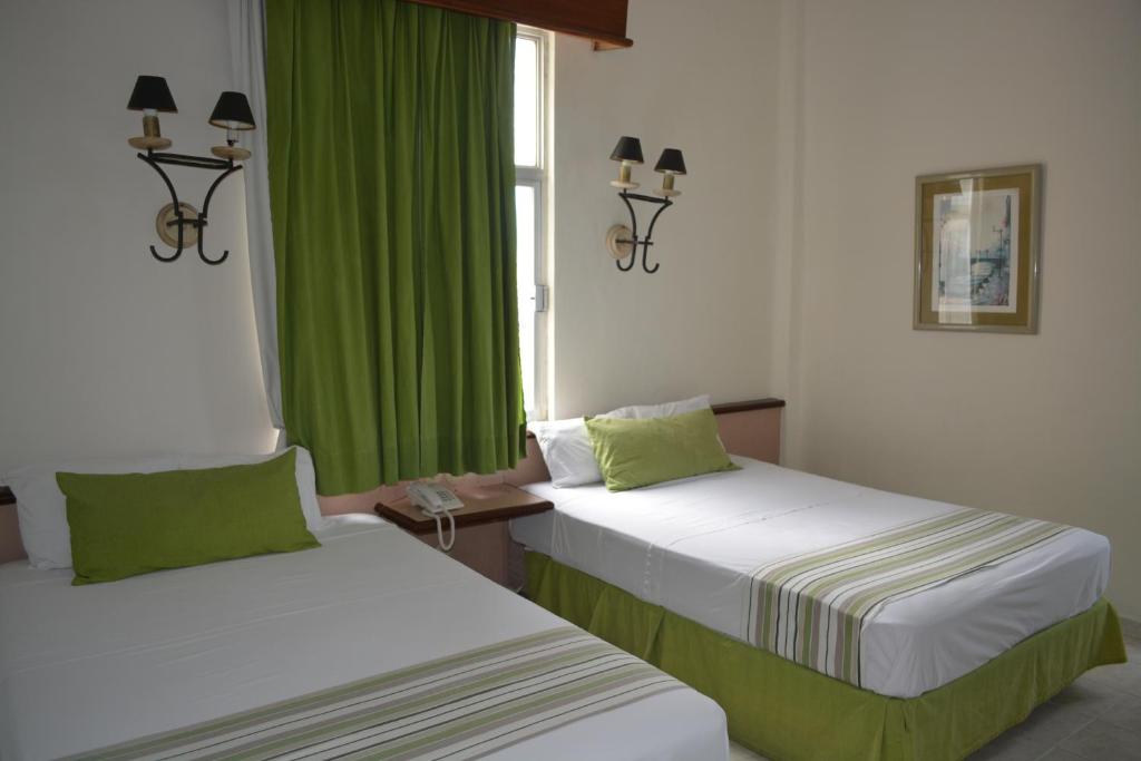 Hotel Ruiz Milán