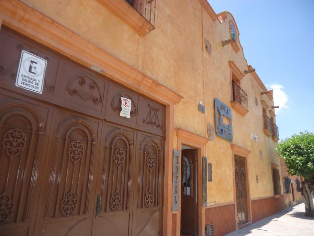 Hotel San Isidro