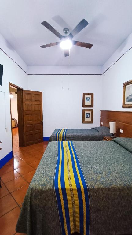 Hotel Suites Del Centro