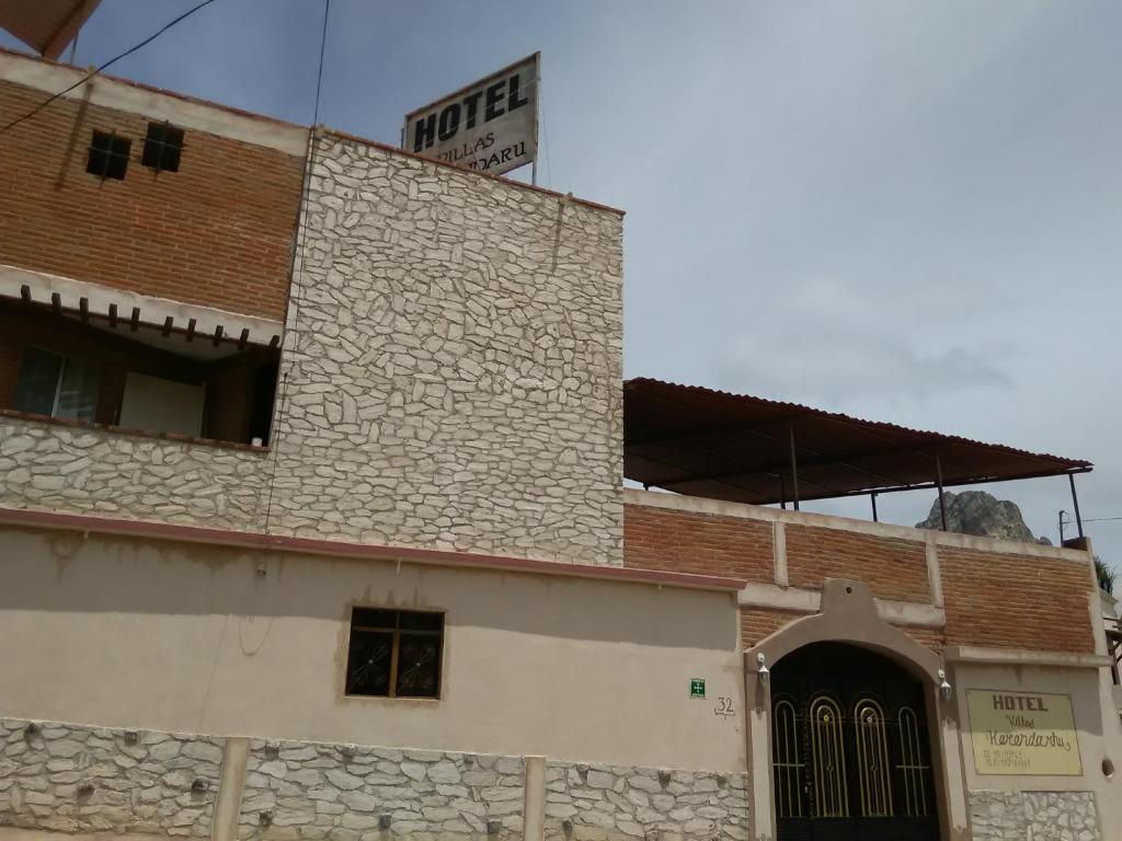 Hotel Villas Kerendarhú