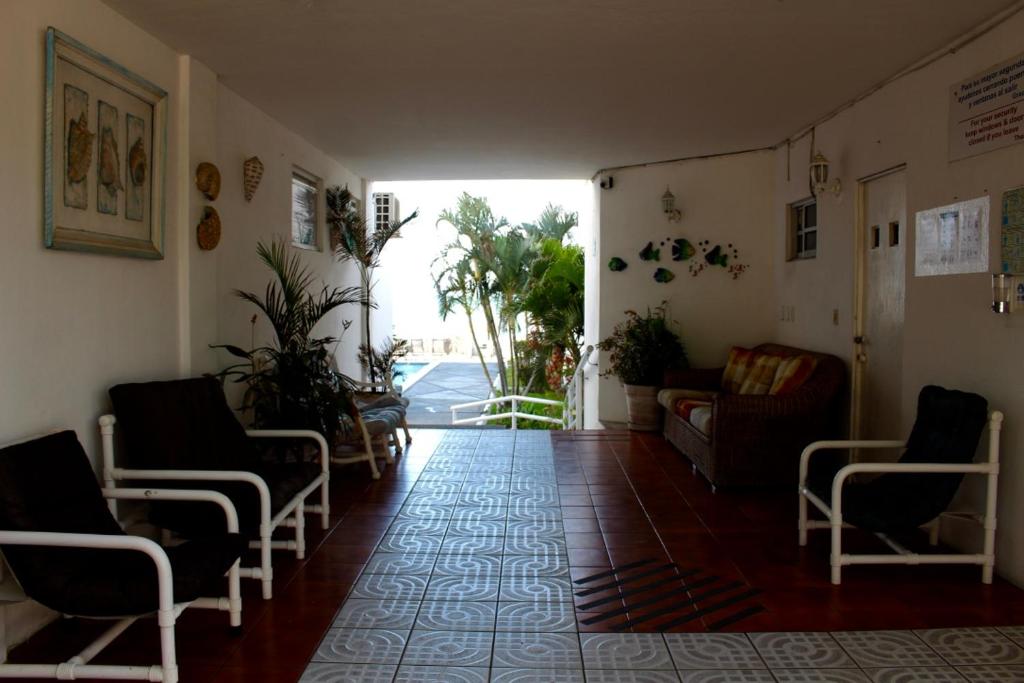 Hotel y Suites Corita