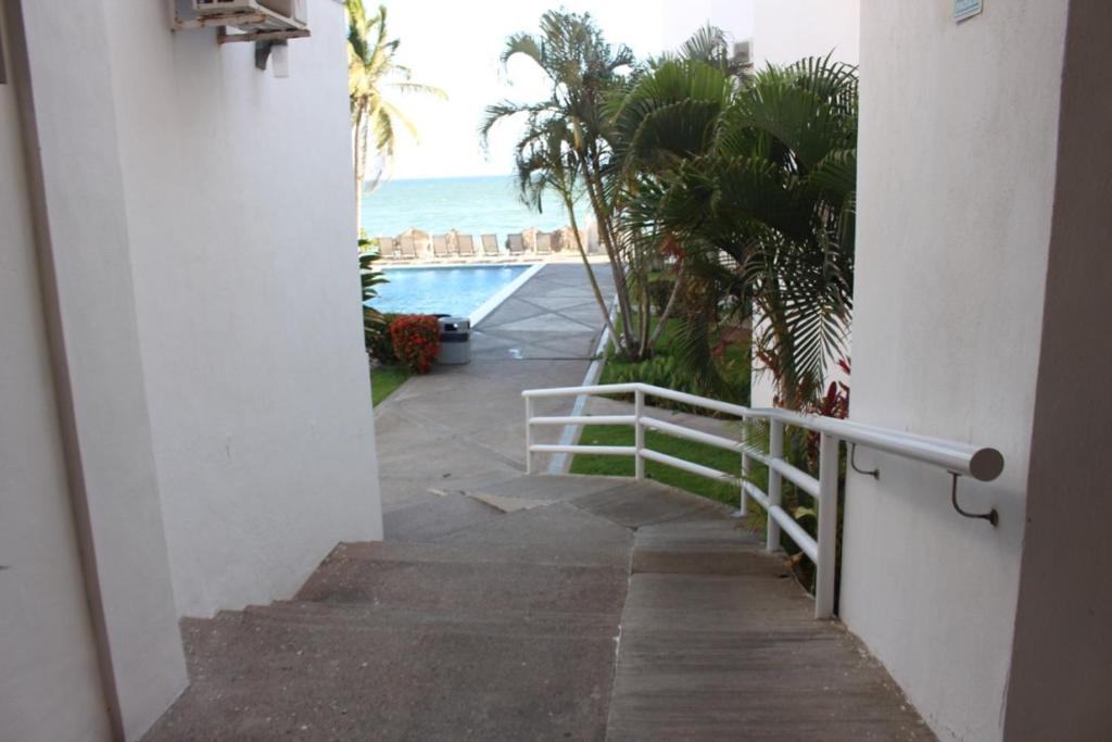 Hotel y Suites Corita