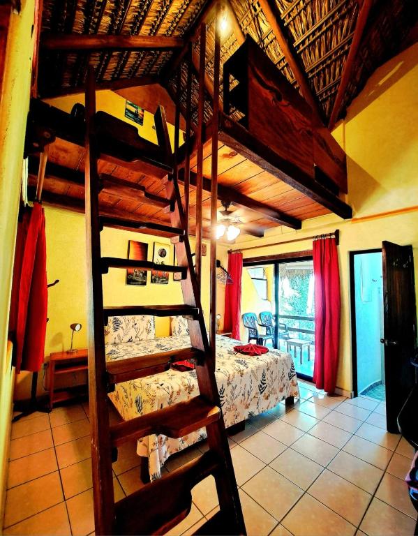 Hotelito Swiss Oasis – Playa Zicatela – Adults Only Hotelito Swiss Oasis - Playa Zicatela - Adults Only