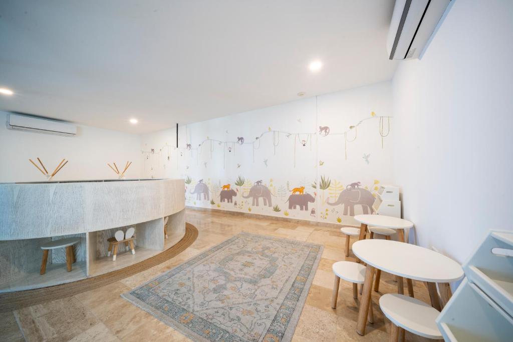 Ipana by 5th Ave Rentals