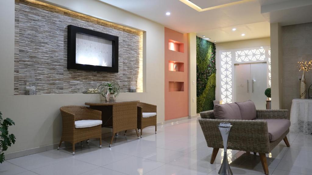 Ivissa Hotel