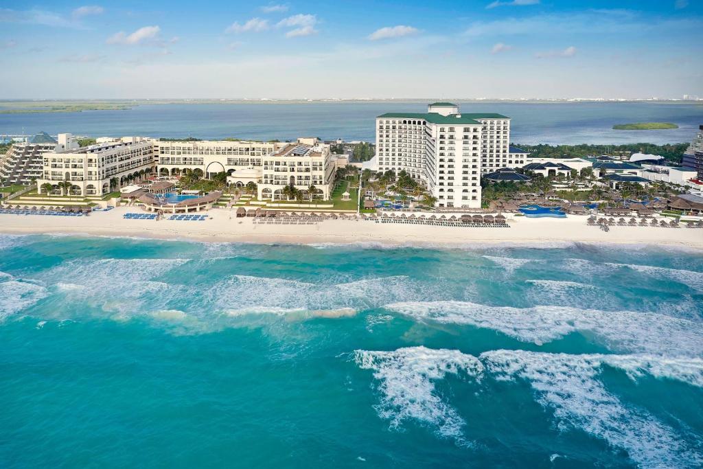JW Marriott Cancun Resort & Spa JW Marriott Cancun Resort & Spa