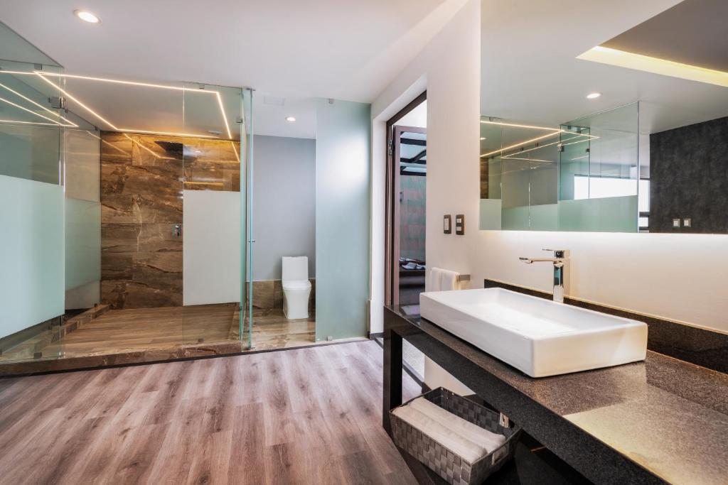 Kaia Suites Kaia Suites