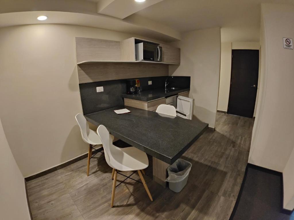 Kasa Hotel & Suites