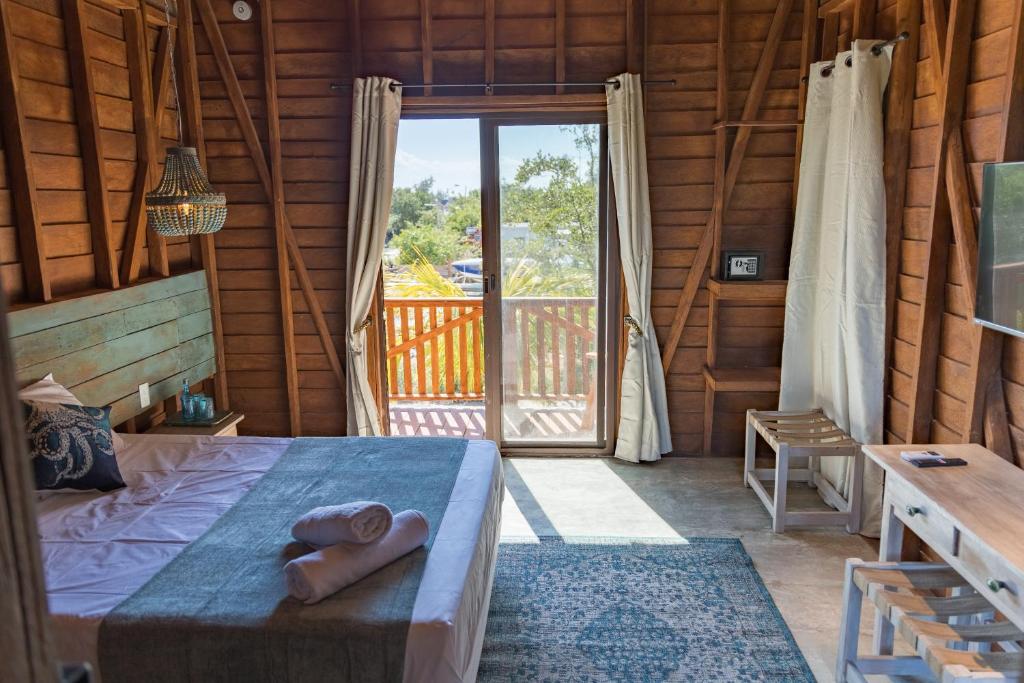 Krak-Inn Holbox - Self Check In