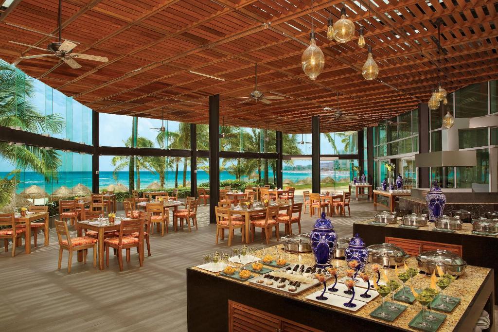 Krystal Grand Cancun All Inclusive