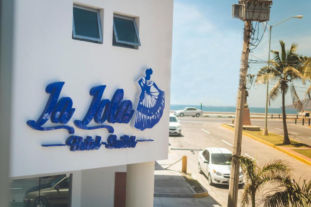 La Lola Hotel & Suites La Lola Hotel & Suites