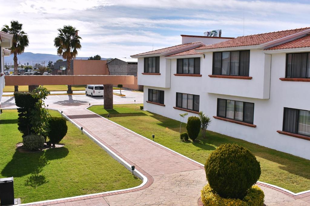 La Posada Hotel y Suites La Posada Hotel y Suites