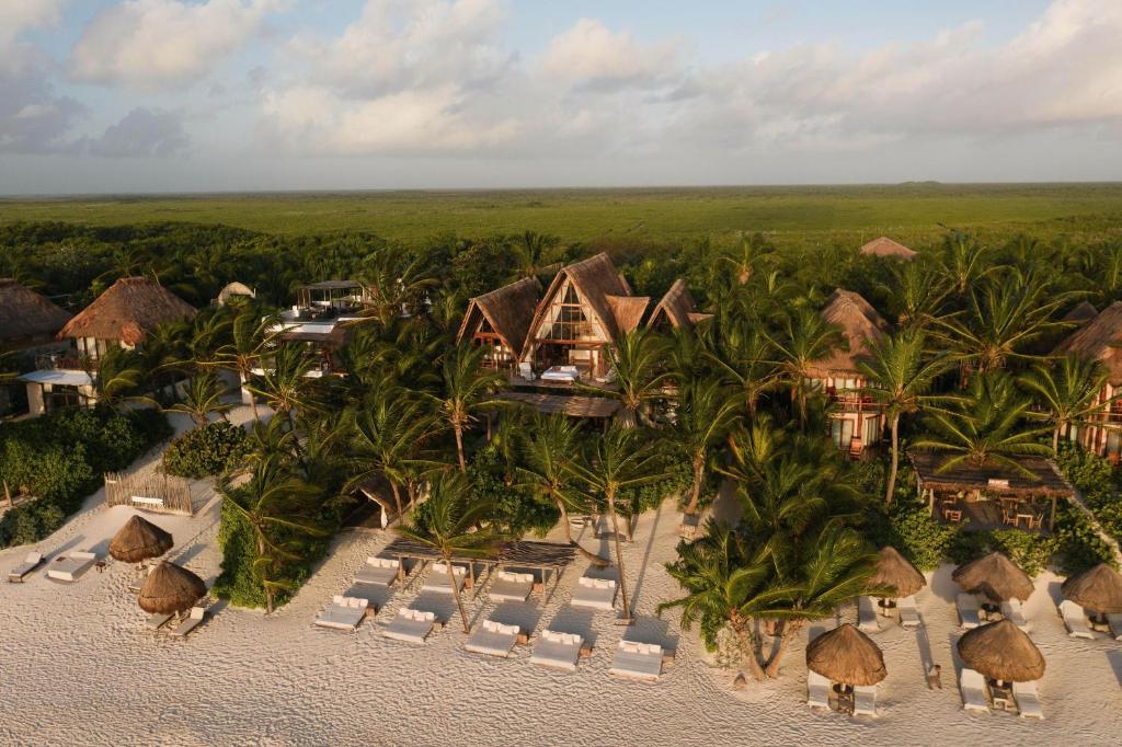 La Valise Tulum, member of Small Luxury Hotels La Valise Tulum, member of Small Luxury Hotels