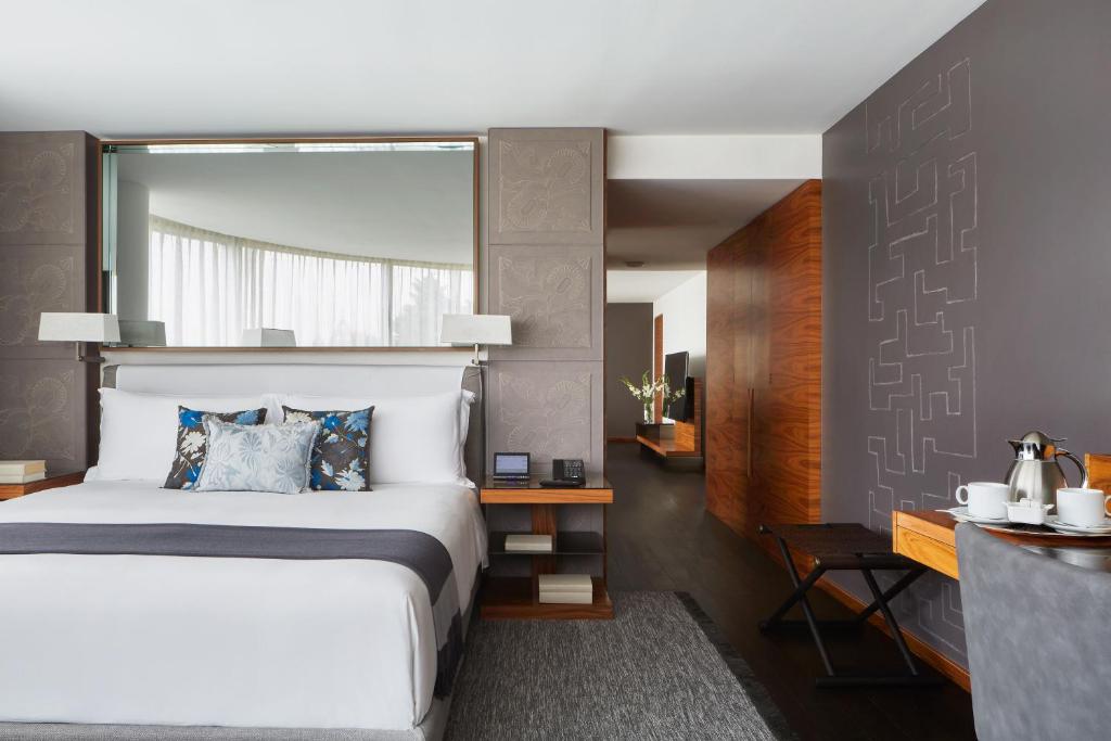 Las Alcobas, a Luxury Collection Hotel, Mexico City Las Alcobas, a Luxury Collection Hotel, Mexico City