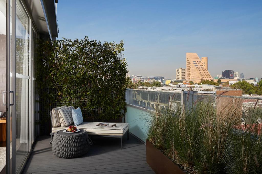 Las Alcobas, a Luxury Collection Hotel, Mexico City Las Alcobas, a Luxury Collection Hotel, Mexico City