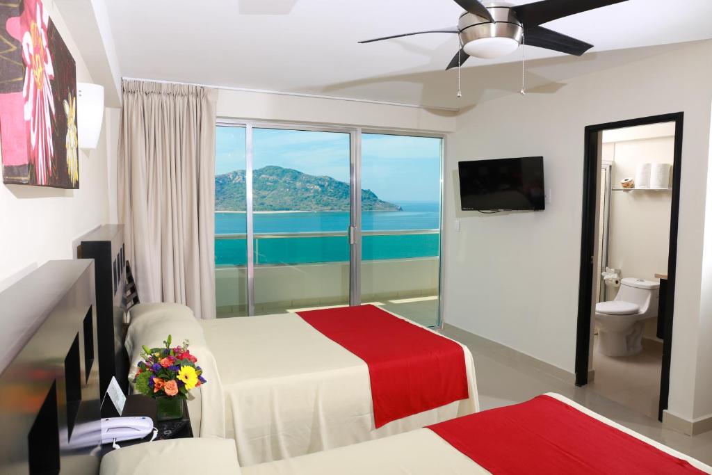 Las Flores Beach Resort Las Flores Beach Resort