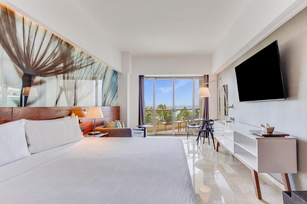 Live Aqua Beach Resort Cancun Live Aqua Beach Resort Cancun