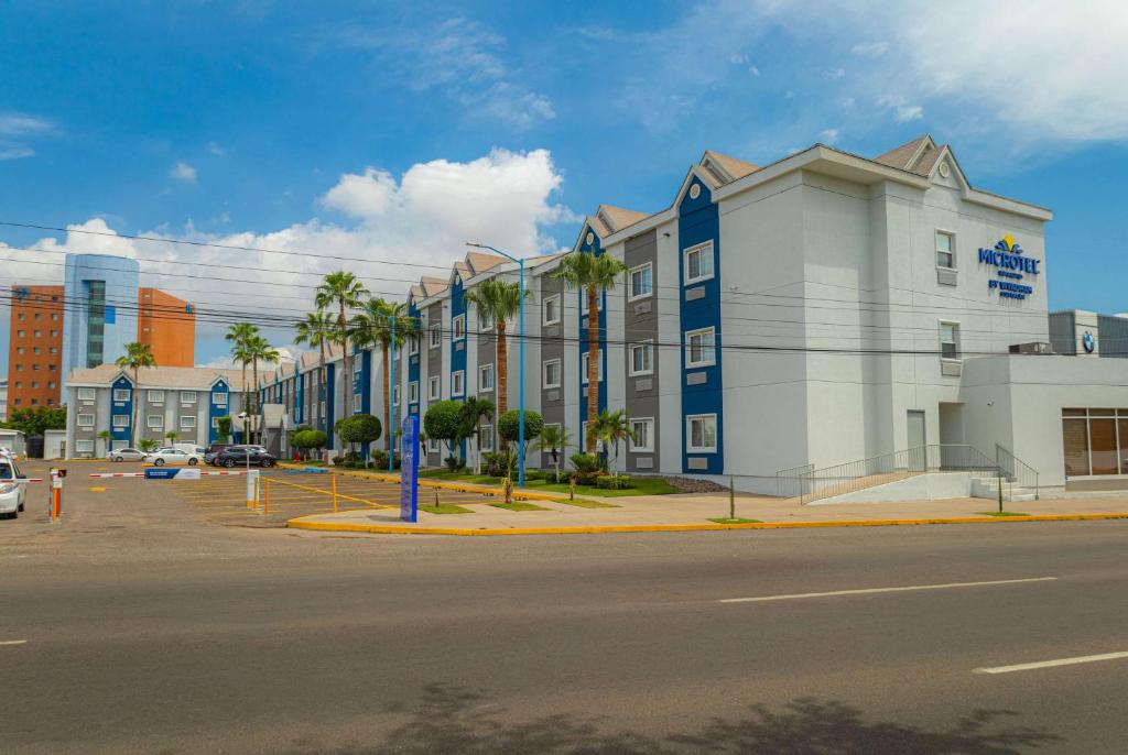 Microtel Inn & Suites by Wyndham Culiacán Microtel Inn & Suites by Wyndham Culiacán