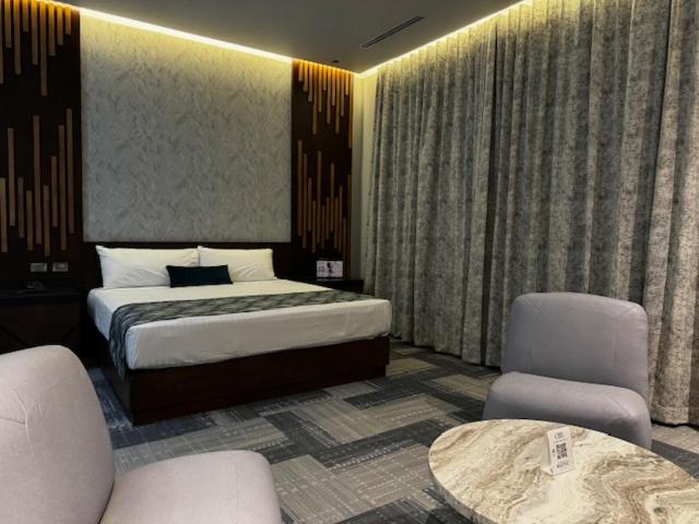MOTEL CIES