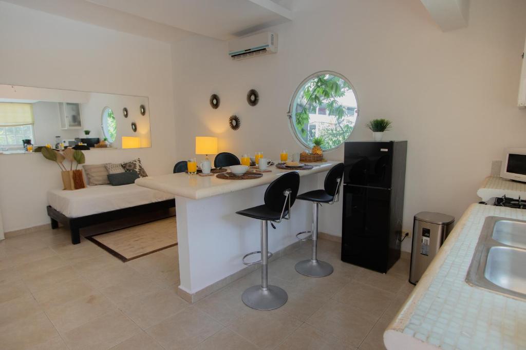 Nasim Condo Hotel con acceso BEACH CLUB GRATIS, metros 5th AVENIDA Nasim Condo Hotel con acceso BEACH CLUB GRATIS, metros 5th AVENIDA