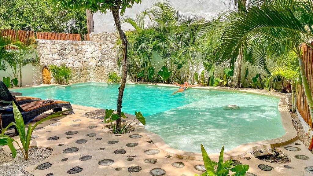 Niik Tulum Niik Tulum