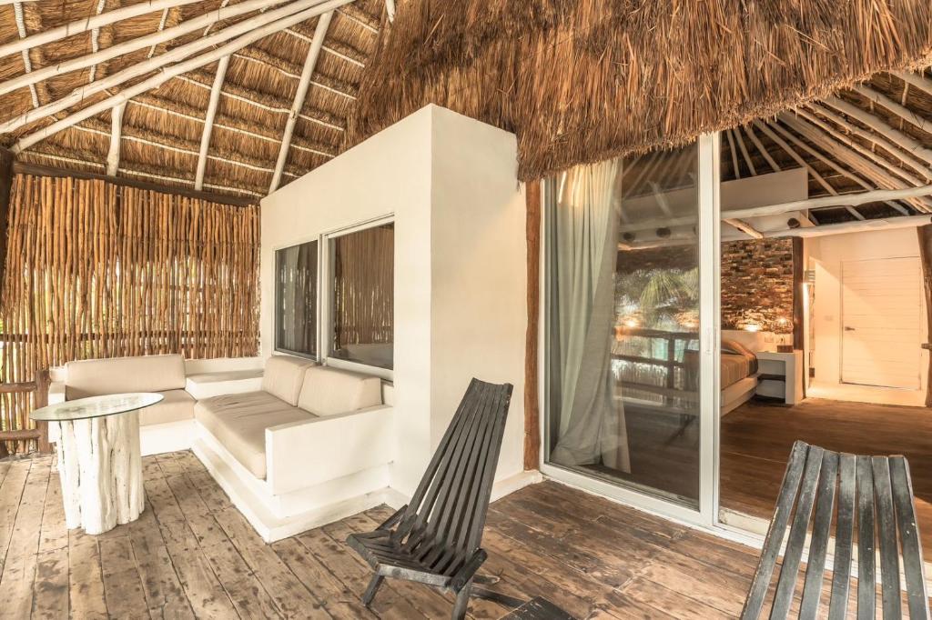 Niken Beachfront Tulum Hotel