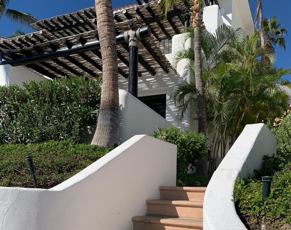 Ocean View Cabo Condo Create Memories!! Ocean View Cabo Condo Create Memories!!