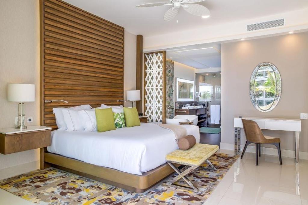 Ocean view in 5 diamond resort