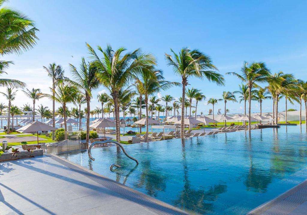 Ocean view in 5 diamond resort