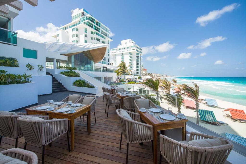 Oleo Cancun Playa All Inclusive Resort Oleo Cancun Playa All Inclusive Resort
