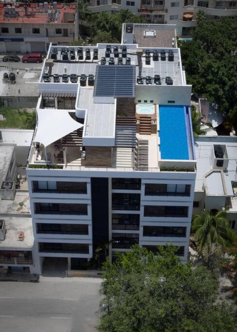 OneBR w Balcony or Small Studio in Playa del Carmen, BBQ, Pool Infinite, Whirlpool, AC, TV Smart, 200mb OneBR w Balcony or Small Studio in Playa del Carmen, BBQ, Pool Infinite, Whirlpool, AC, TV Smart, 200mb