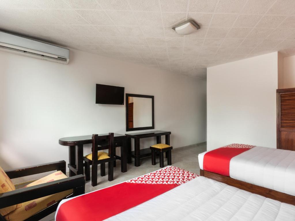 OYO Hotel Casa Blanca OYO Hotel Casa Blanca