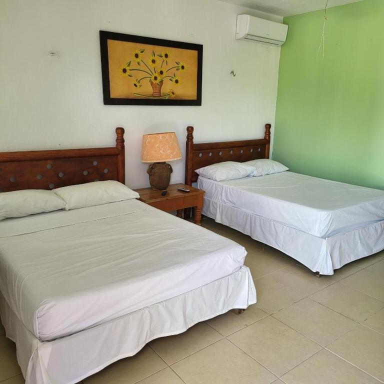 Pelican Inn at Las Dunas Chelem