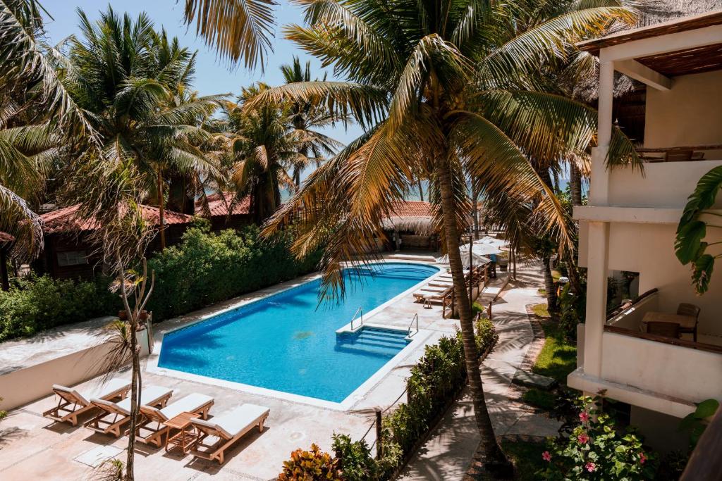 Petit Lafitte Beach Front Hotel & Bungalows Petit Lafitte Beach Front Hotel & Bungalows