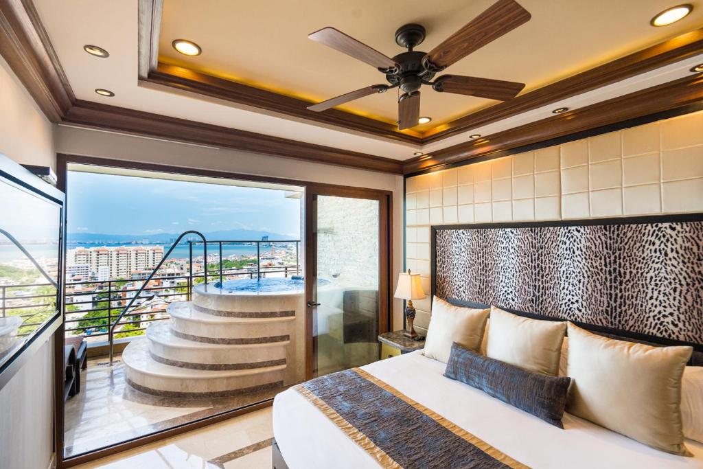 Pinnacle Resorts 220