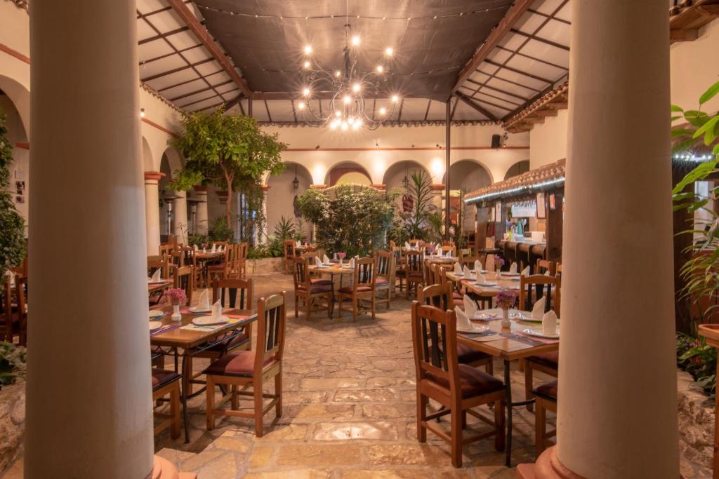 Plaza Magnolias