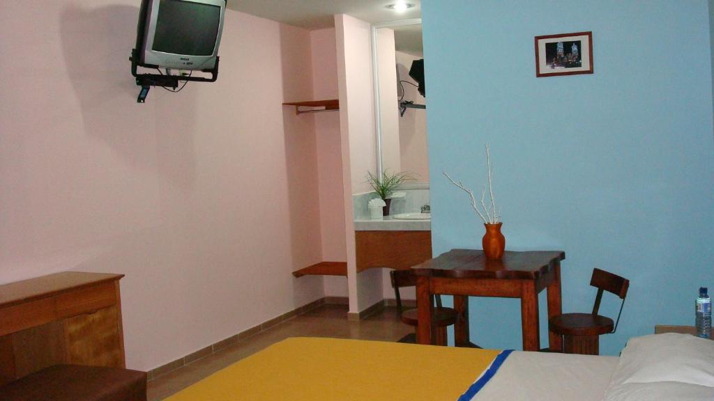 Posada San José, Hotel