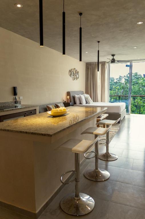 Private pool and rooftop for 3 Private pool and rooftop for 3