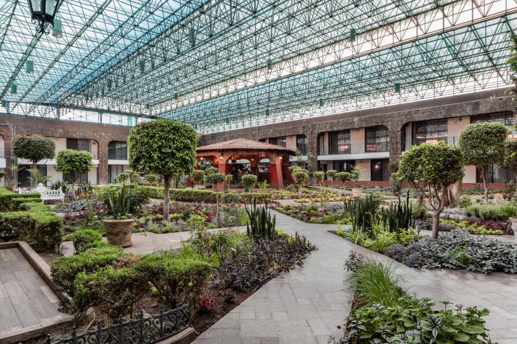 Radisson Hotel & Convention Center Toluca Radisson Hotel & Convention Center Toluca
