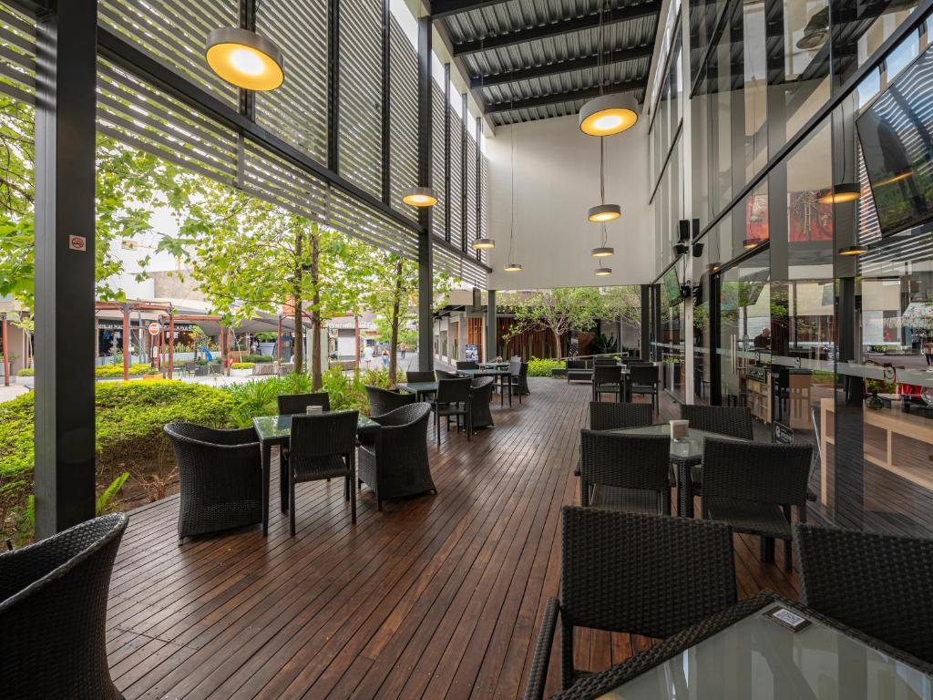 Ramada Encore by Wyndham Guadalajara Sur