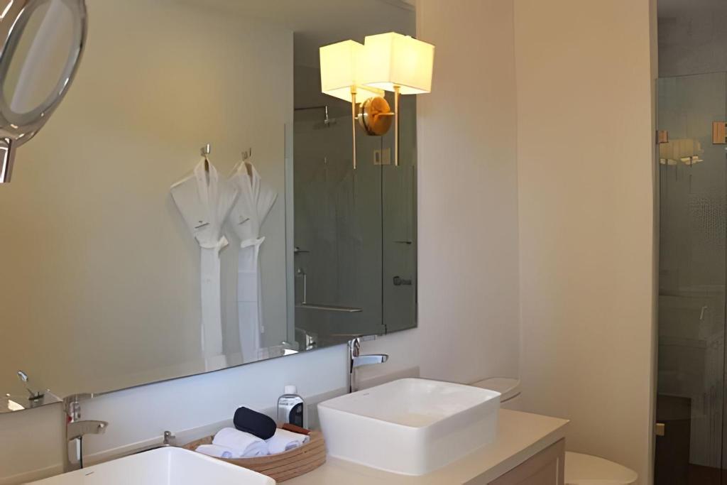 Residencia en Kovay Gardens con Jacuzzi privado Residencia en Kovay Gardens con Jacuzzi privado