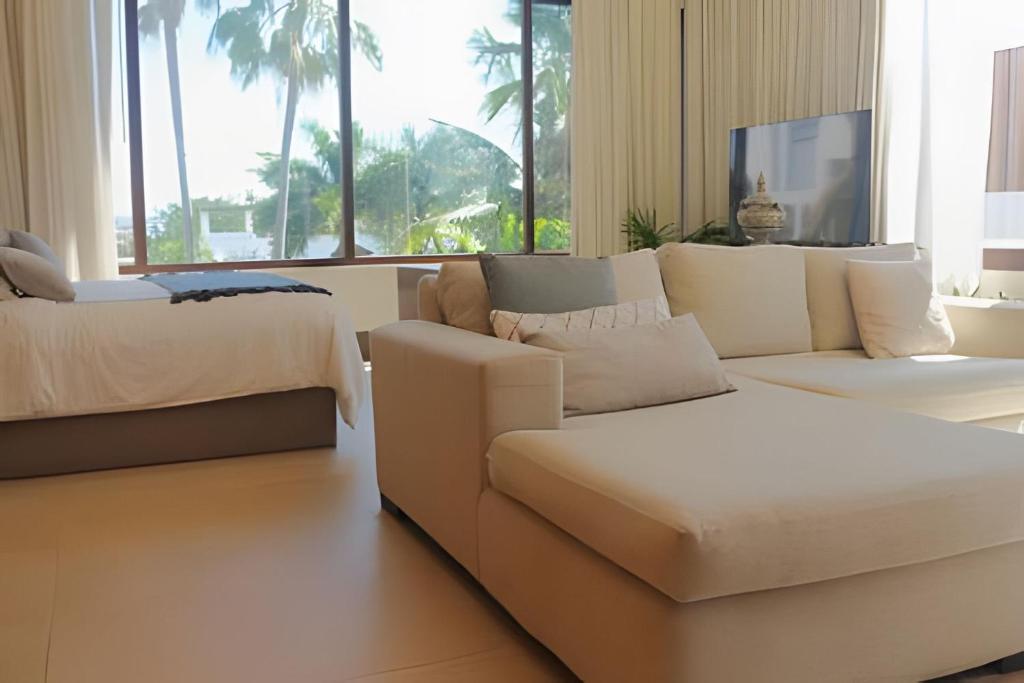 Residencia en Kovay Gardens con Jacuzzi privado Residencia en Kovay Gardens con Jacuzzi privado