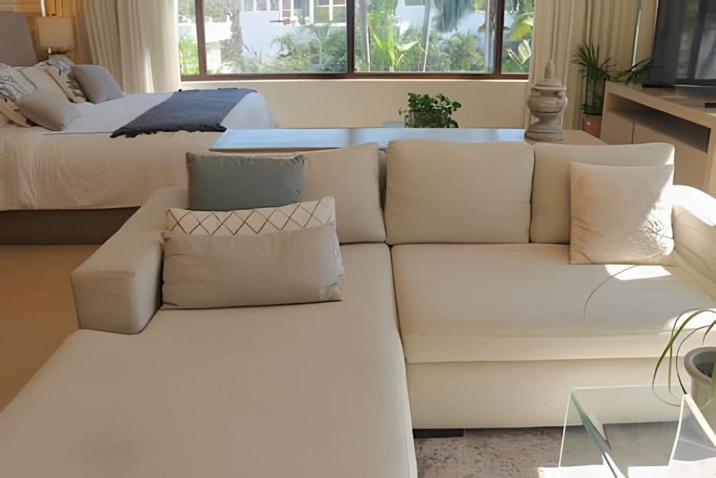 Residencia en Kovay Gardens con Jacuzzi privado Residencia en Kovay Gardens con Jacuzzi privado
