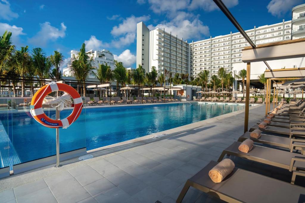 Riu Palace Kukulkan – Adults Only – All Inclusive Riu Palace Kukulkan - Adults Only - All Inclusive