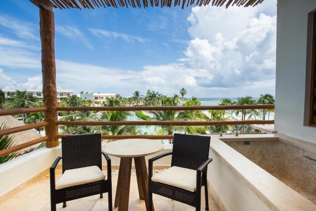 Secrets Akumal Riviera Maya – Adults Only Secrets Akumal Riviera Maya - Adults Only